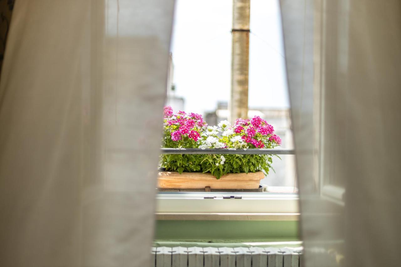 Palazzo Dante Bed & Breakfast Alliste Exterior photo